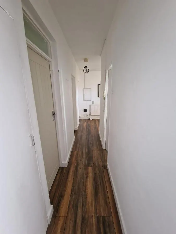 Cozy Room - Only Room London Apartment